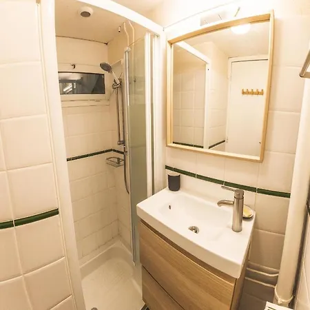Le Petit Arbizon Apartment *